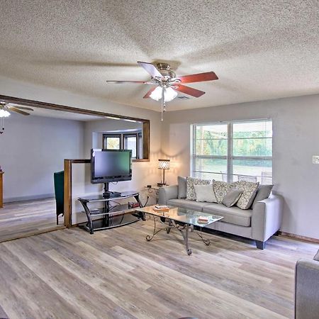 Quiet Clayton Home With Mountain Views 4 Mi To Lake! Exterior photo